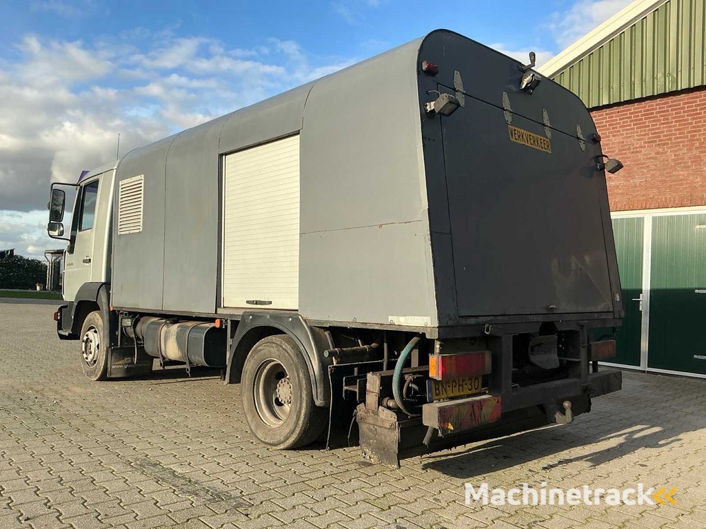 2003 MAN T36 Burtec Bitumensprayer Truck Stickycar