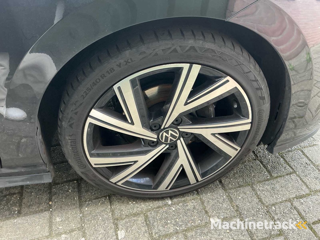 2020 Volkswagen Golf 1.5 eTSI Style Personenauto
