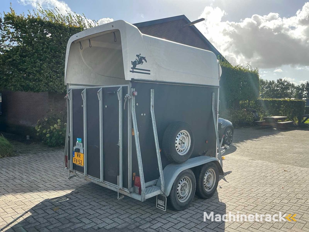 Saris PTS Paardentrailer