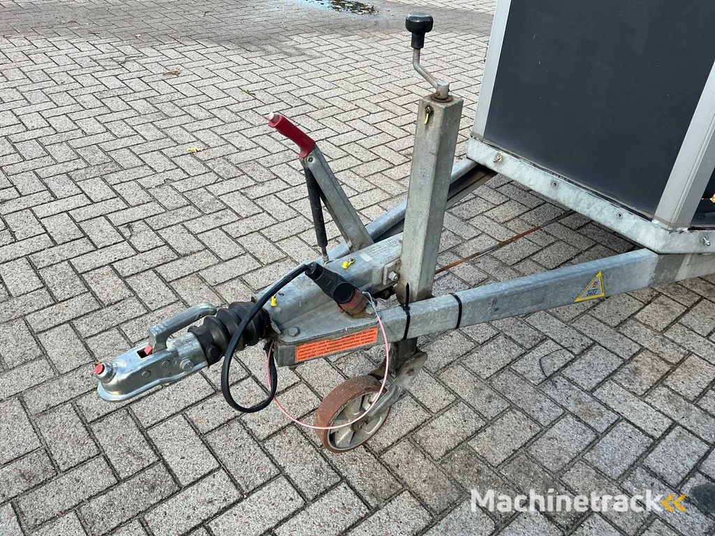 Saris PTS Paardentrailer