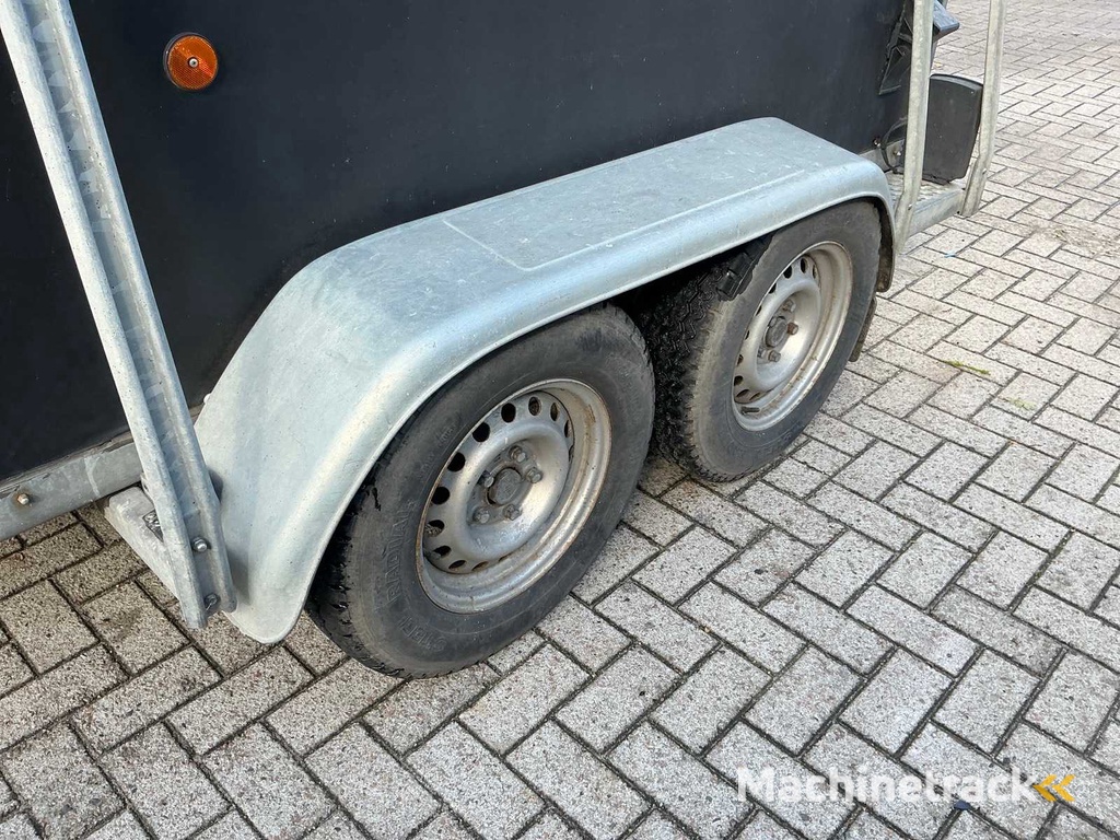 Saris PTS Paardentrailer