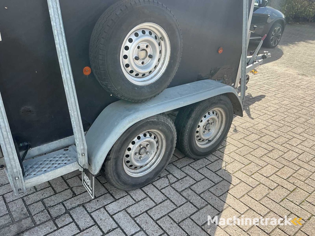 Saris PTS Paardentrailer