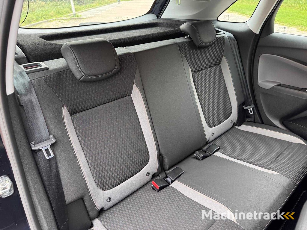 Opel Crossland X 1.2 Turbo Innovation; J-945-VB