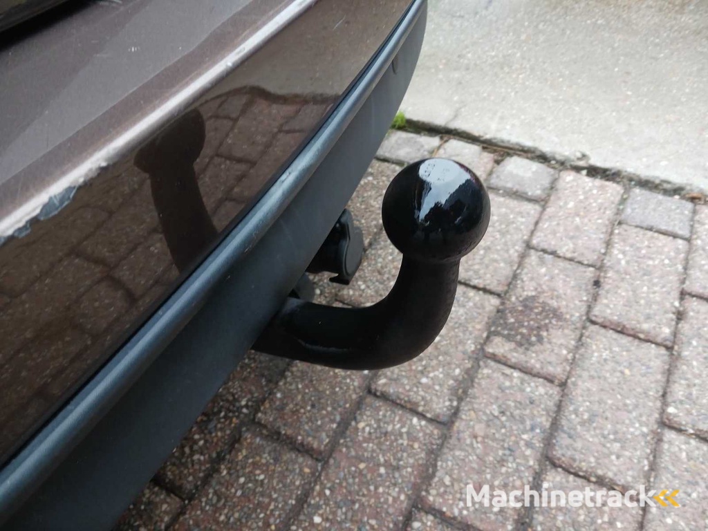 Renault Grand Scénic 2.0 Dynamique, 46-RXP-3