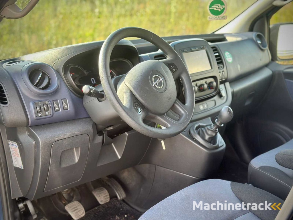 Opel Vivaro Combi 1.6 CDTI BiTurbo 9Persoons; TB-147-L