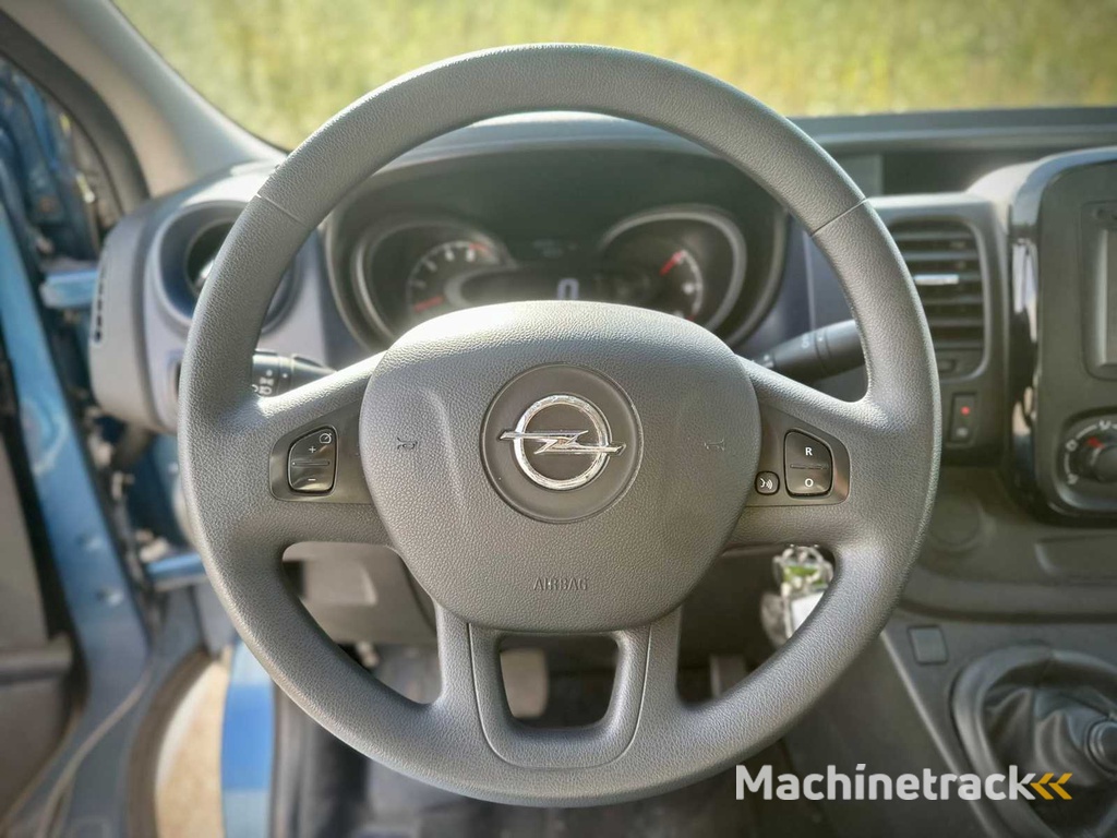 Opel Vivaro Combi 1.6 CDTI BiTurbo 9Persoons; TB-147-L