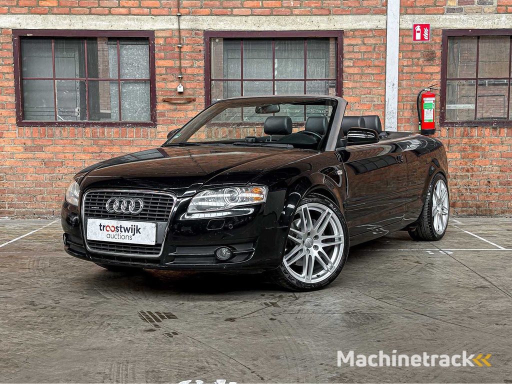 Audi A4 Cabriolet 3.2 FSI V6 Quattro Pro Line 256pk 2006, 70-SR-RL Youngtimer