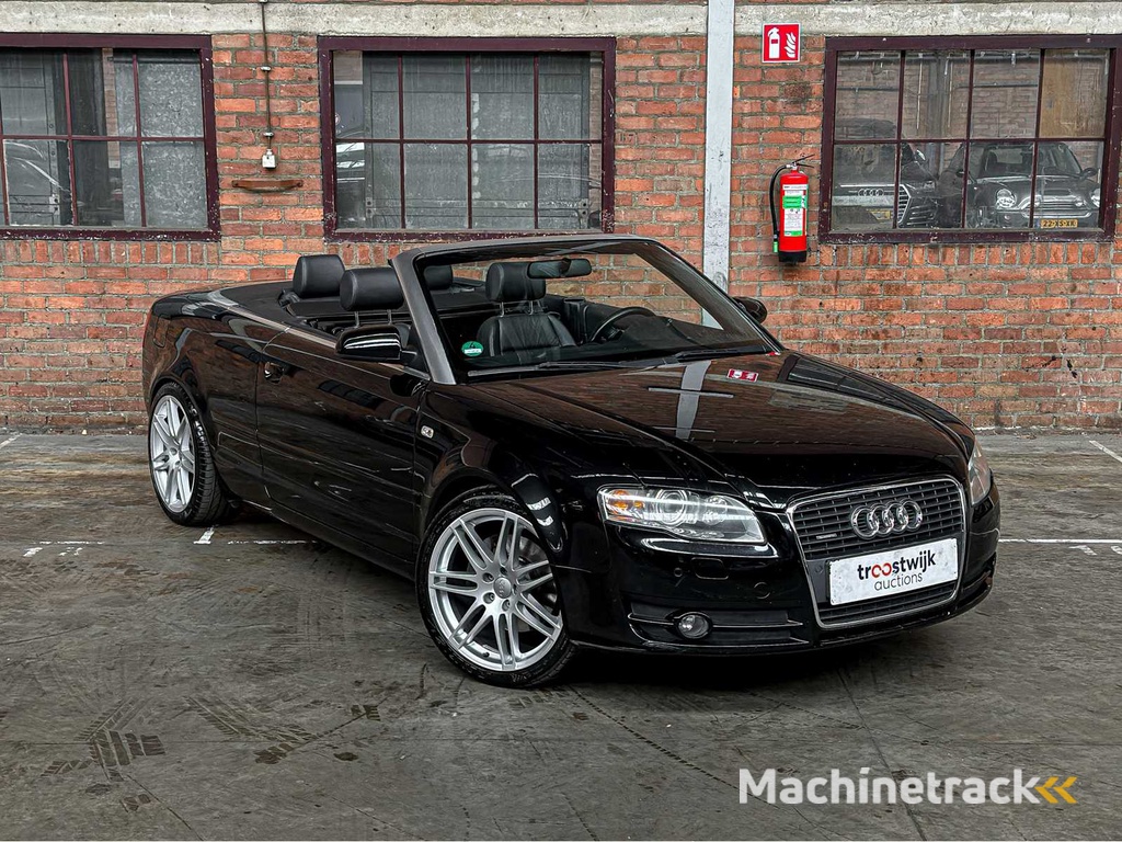 Audi A4 Cabriolet 3.2 FSI V6 Quattro Pro Line 256pk 2006, 70-SR-RL Youngtimer