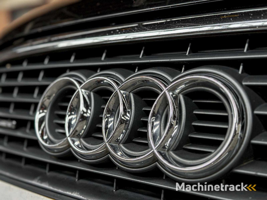 Audi A4 Cabriolet 3.2 FSI V6 Quattro Pro Line 256pk 2006, 70-SR-RL Youngtimer