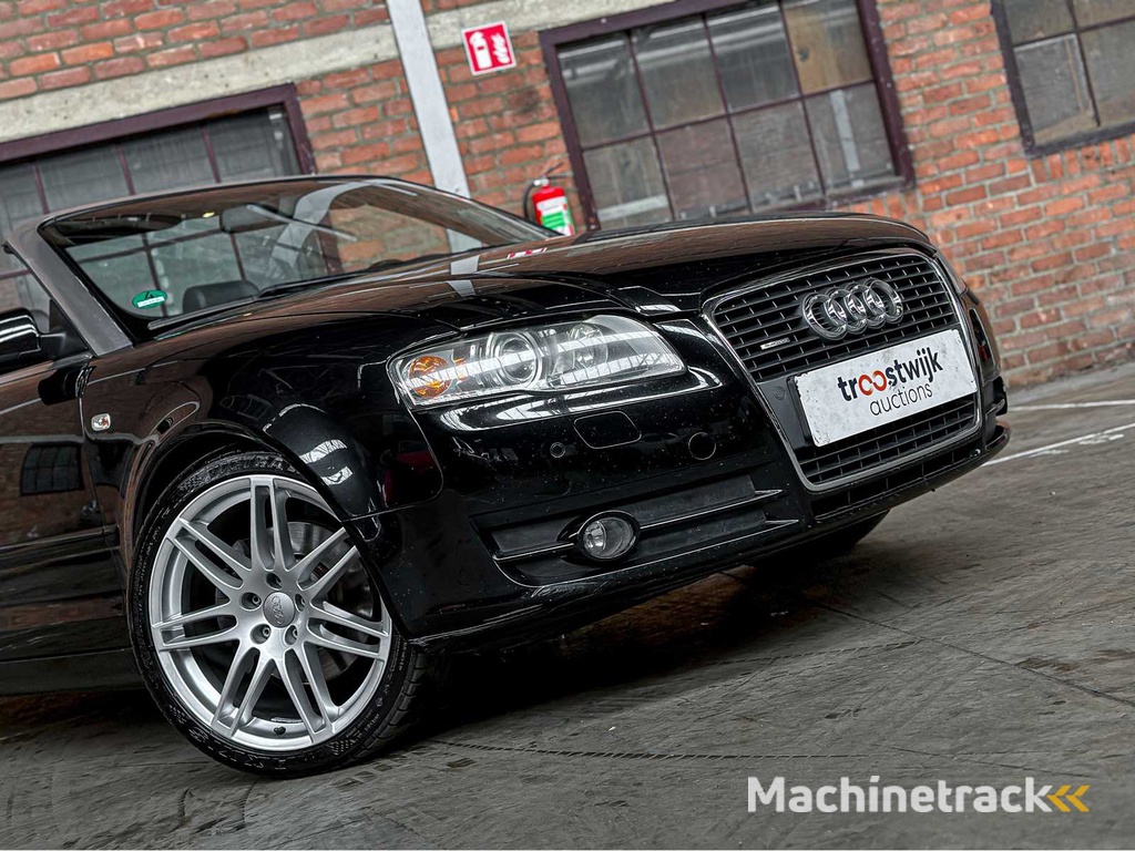Audi A4 Cabriolet 3.2 FSI V6 Quattro Pro Line 256pk 2006, 70-SR-RL Youngtimer