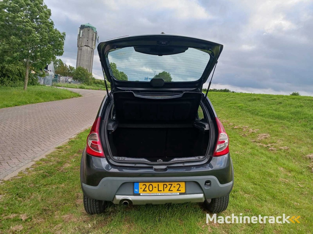 Dacia Sandero 1.6 Stepway, 20-LPZ-2