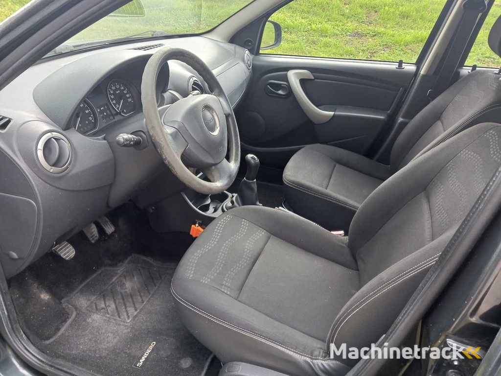 Dacia Sandero 1.6 Stepway, 20-LPZ-2