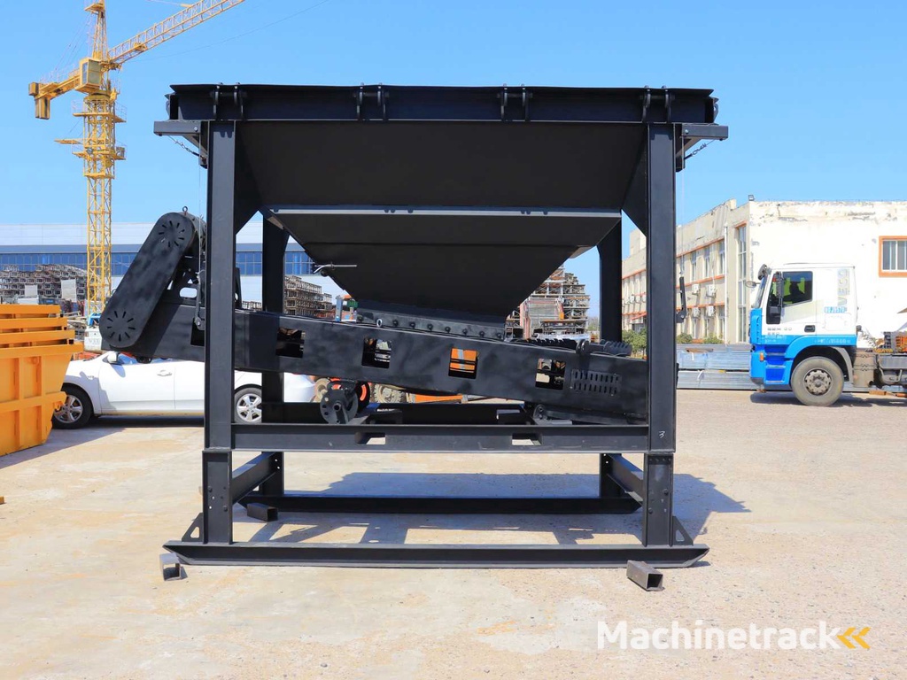 2025 Rhino-Cross Dosierschaufel mit Förderband Sonstige Fütterungstechnik