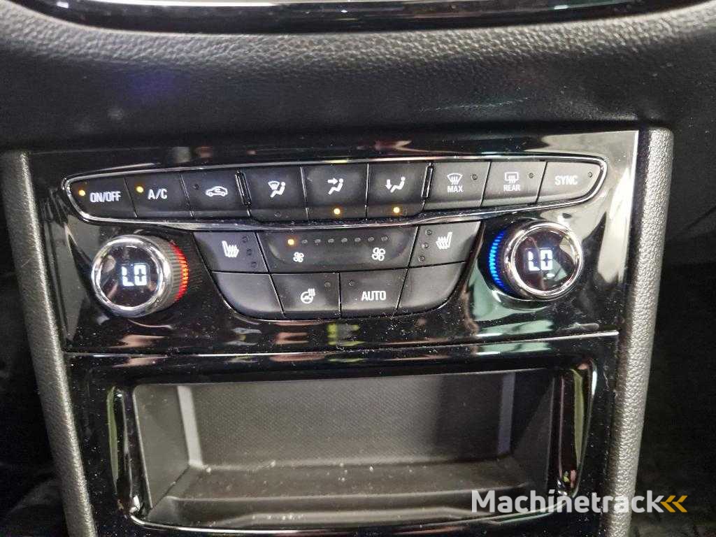 Opel Astra Sports Tourer 1.2 Ed. 2020 ; L-251-PB