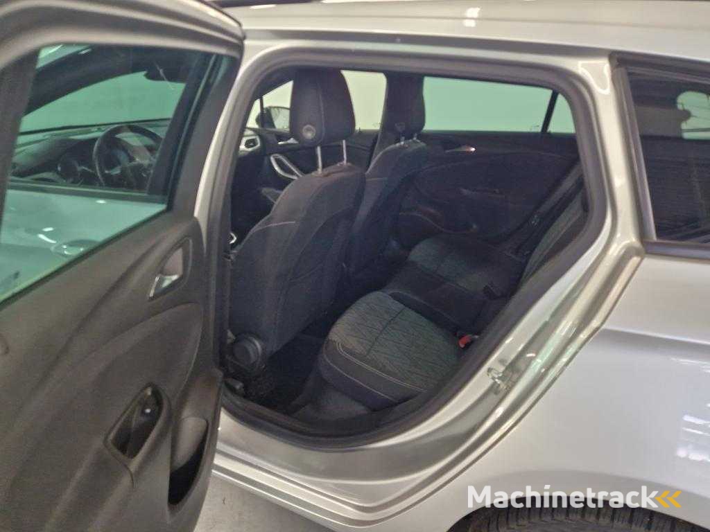 Opel Astra Sports Tourer 1.2 Ed. 2020 ; L-251-PB