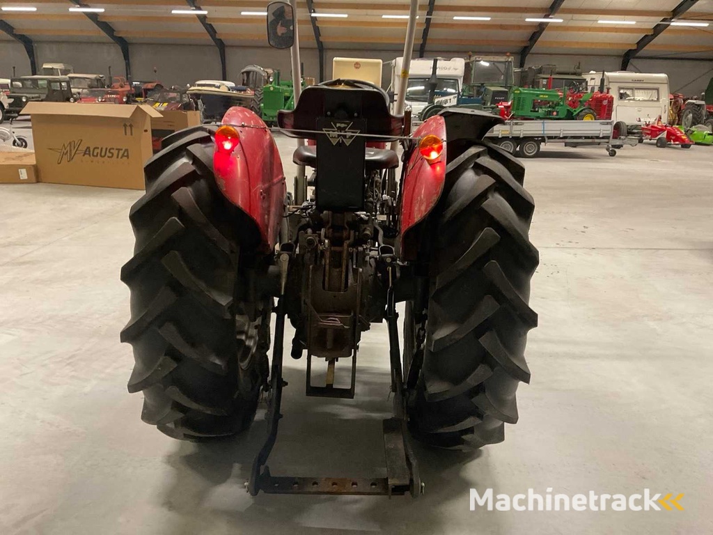 Massey ferguson 165 smalspor Oldtimer tractor