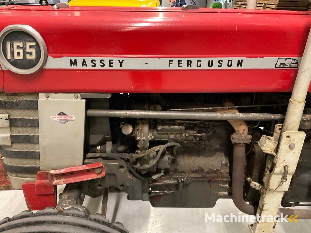 Massey ferguson 165 smalspor Oldtimer tractor