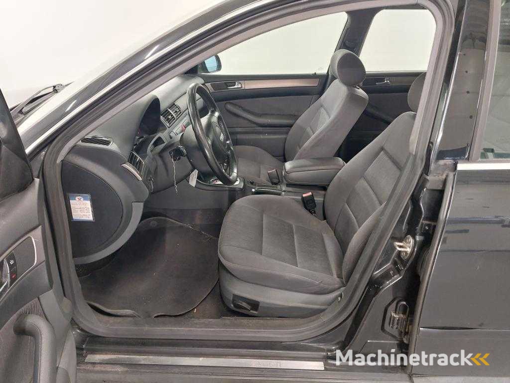 Audi A6 Avant 2.4 5V Advance , 30-DN-TS