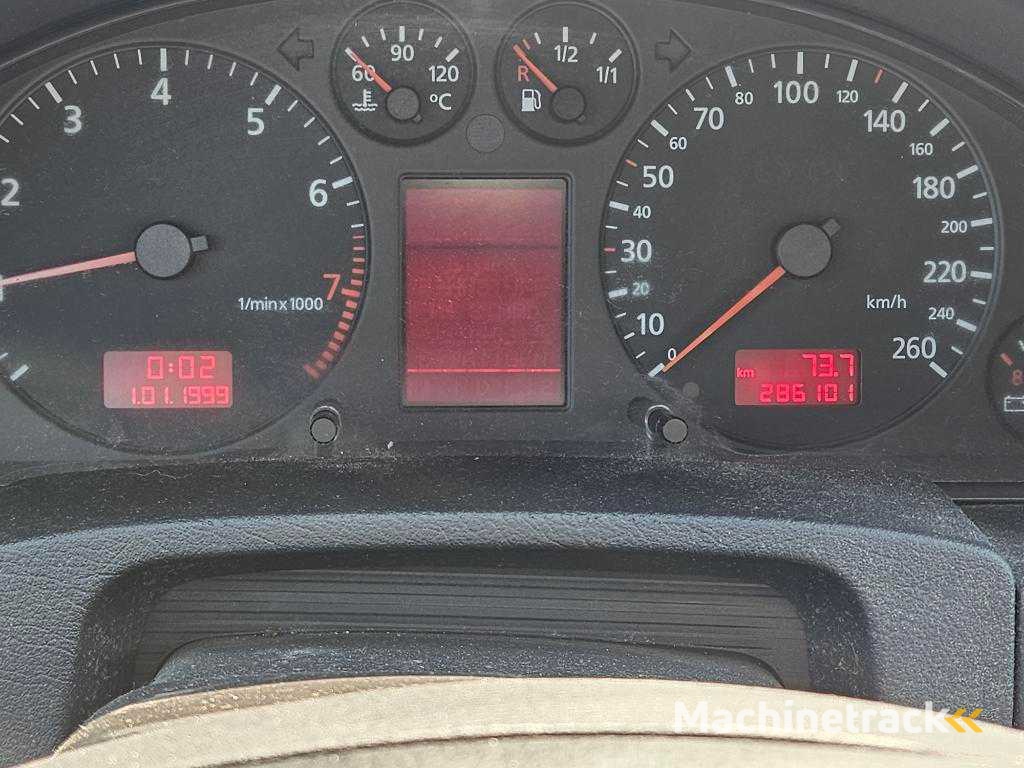 Audi A6 Avant 2.4 5V Advance , 30-DN-TS