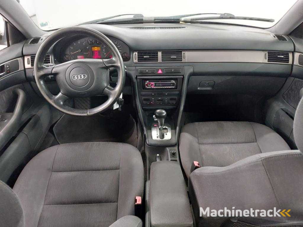 Audi A6 Avant 2.4 5V Advance , 30-DN-TS