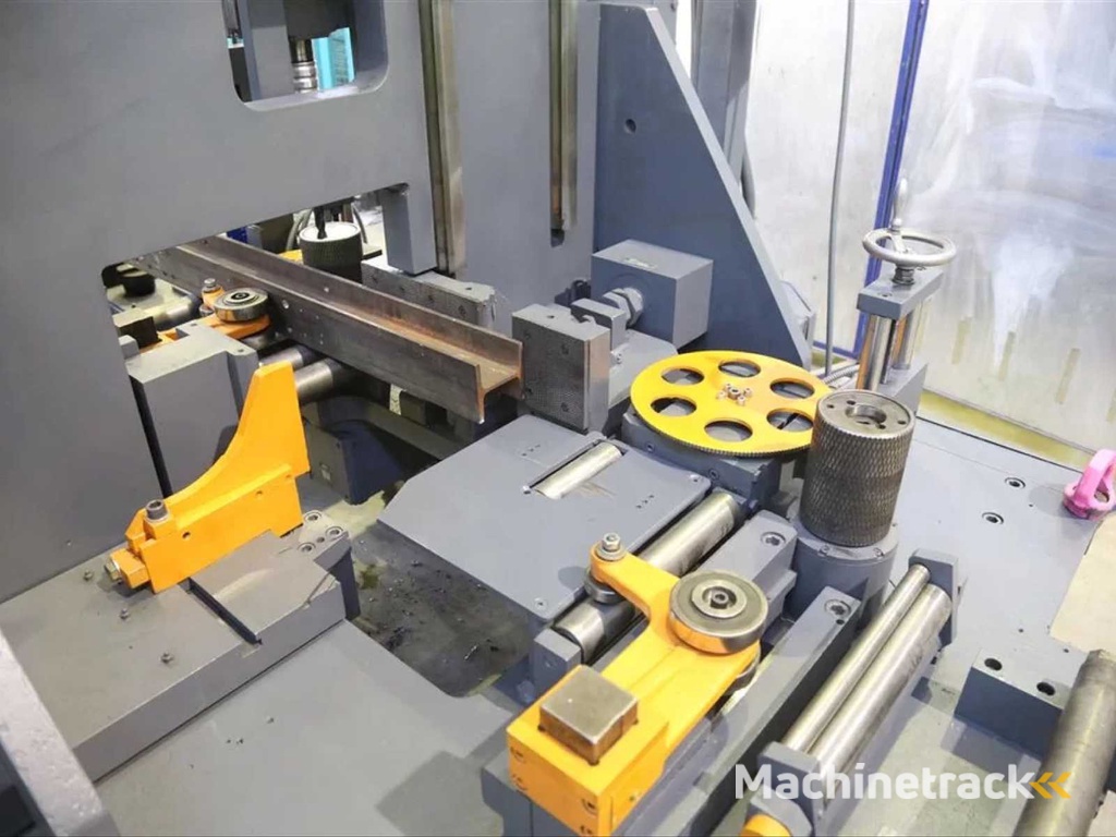 PEDDINGHAUS DSC 300 Boormachine CNC Boormachine