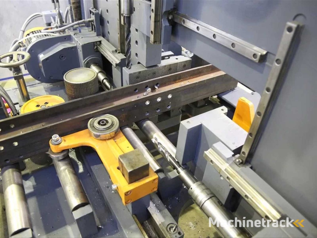 PEDDINGHAUS DSC 300 Boormachine CNC Boormachine