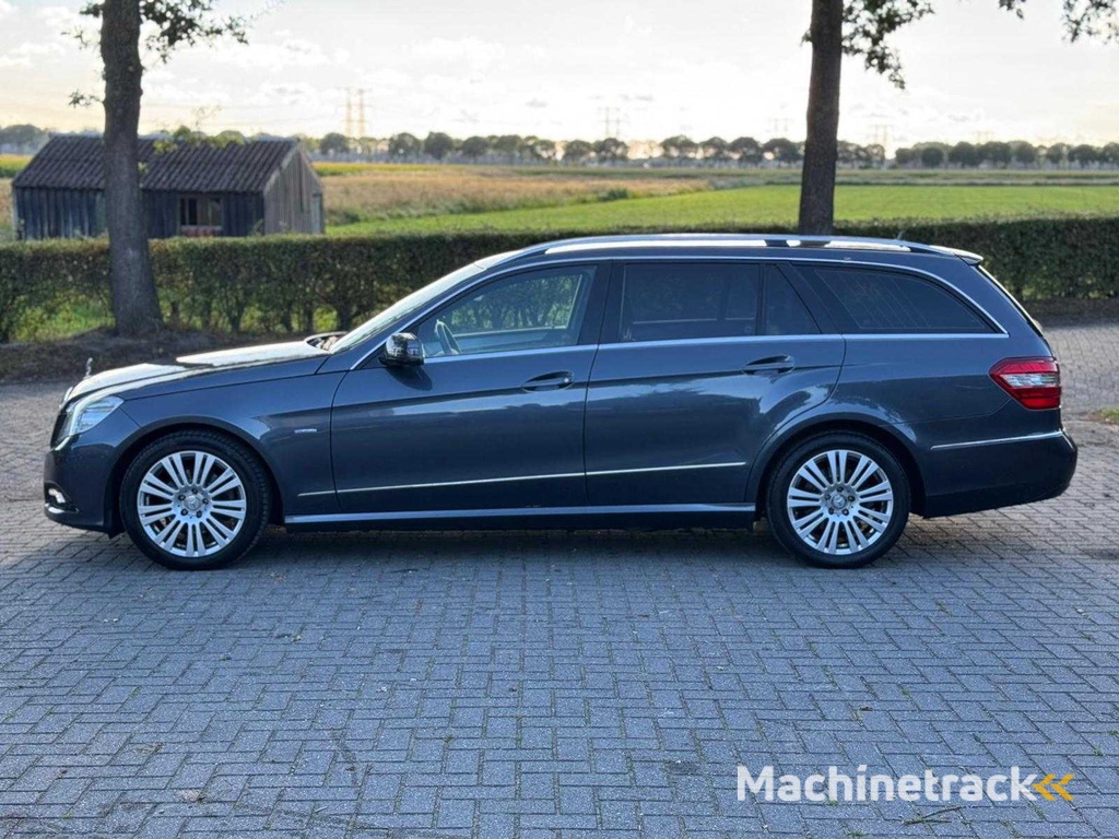 Mercedes-Benz E-Klasse E220 T-Modell 220 CDI Avantgarde, 63-LKK-3