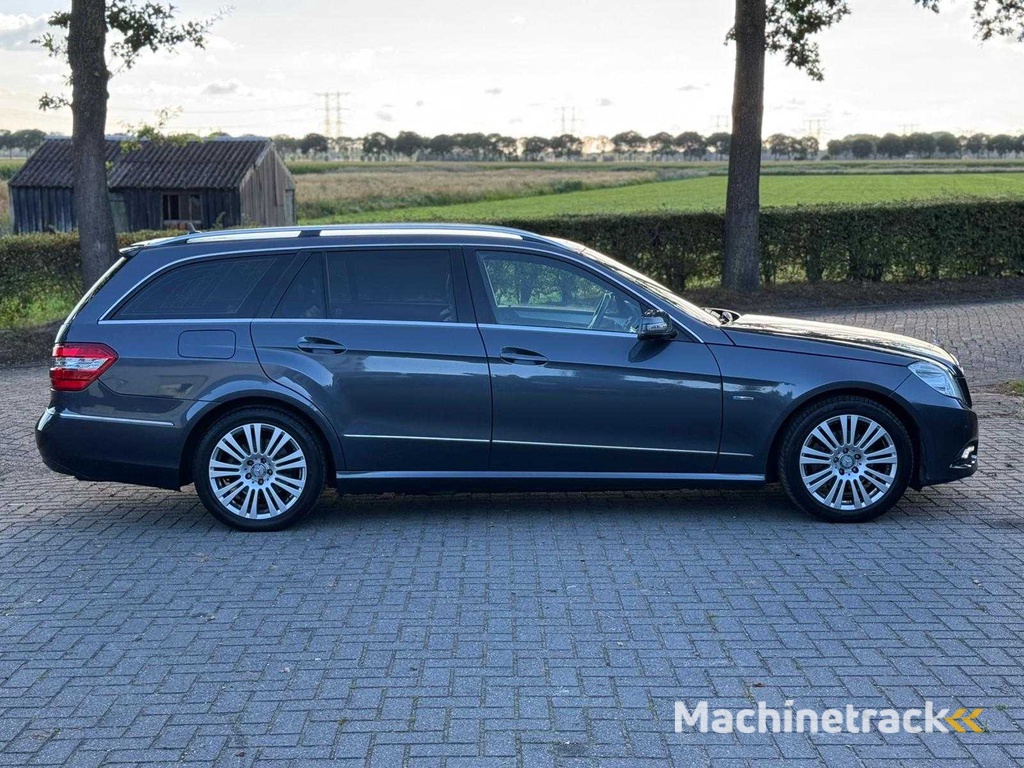 Mercedes-Benz E-Klasse E220 T-Modell 220 CDI Avantgarde, 63-LKK-3