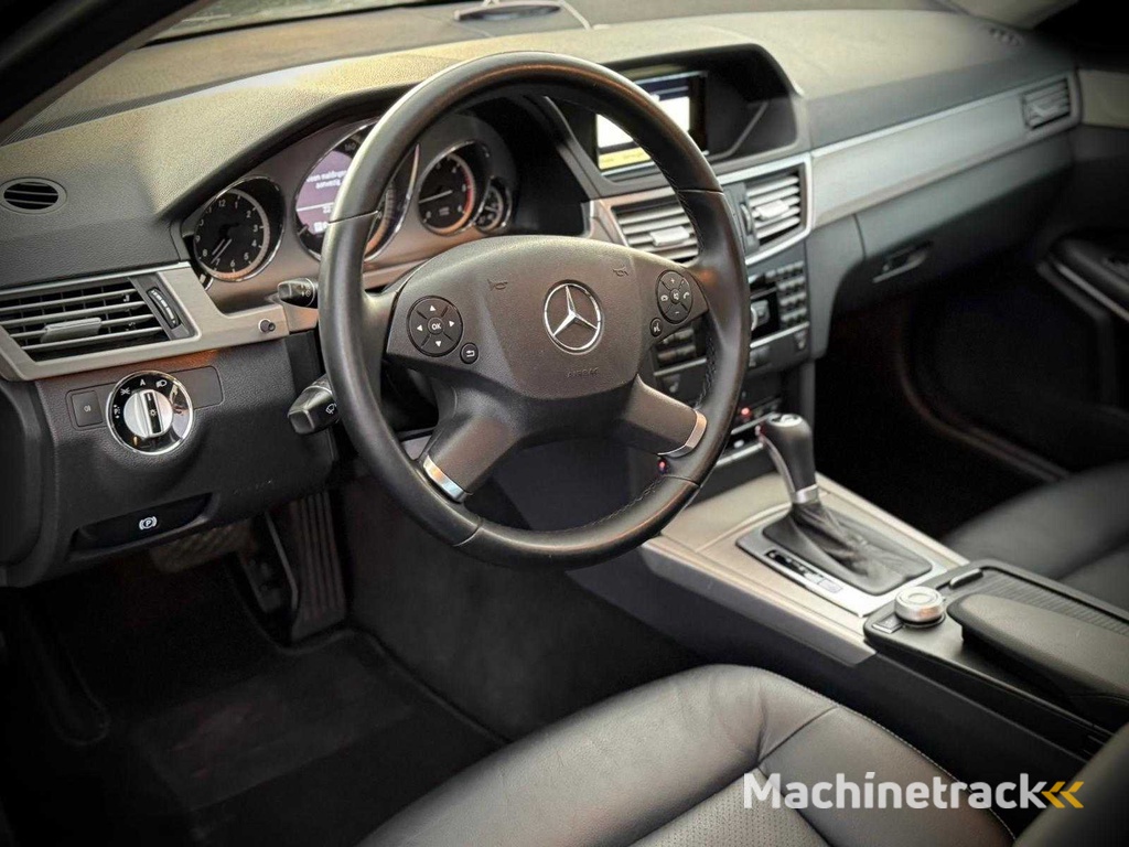 Mercedes-Benz E-Klasse E220 T-Modell 220 CDI Avantgarde, 63-LKK-3