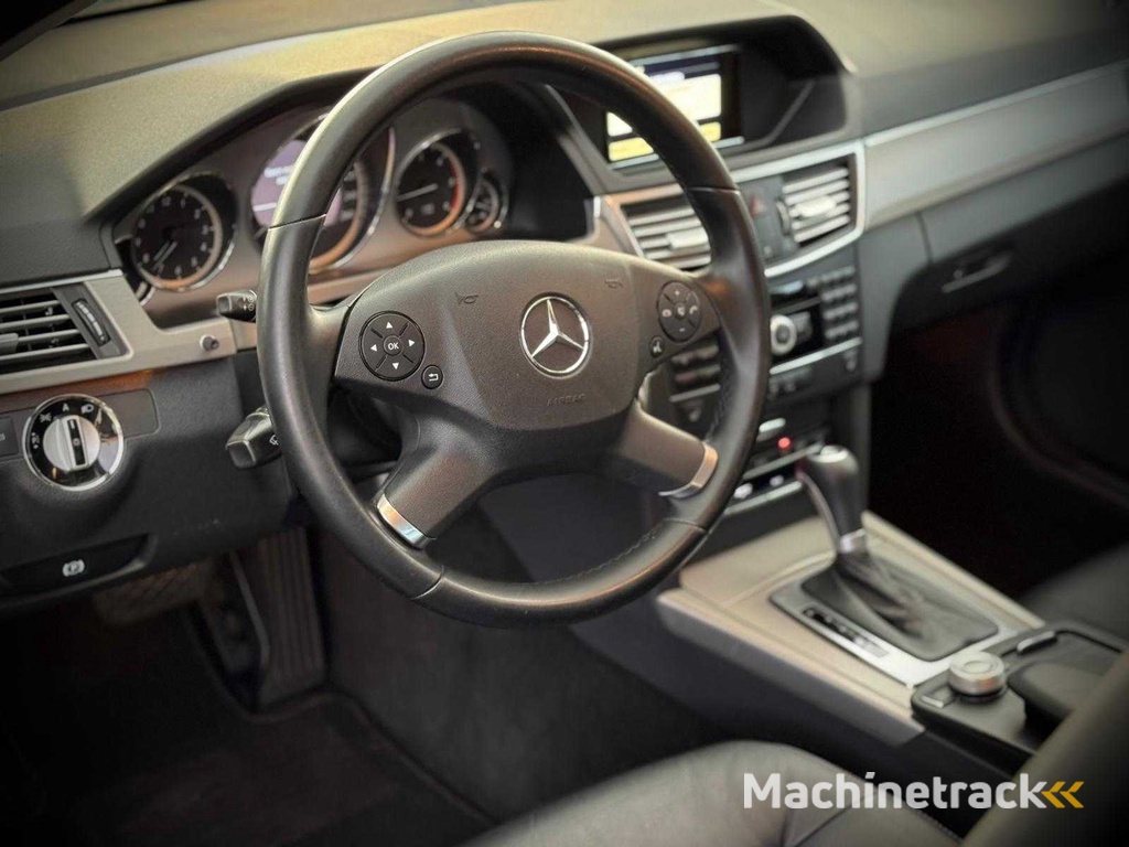 Mercedes-Benz E-Klasse E220 T-Modell 220 CDI Avantgarde, 63-LKK-3