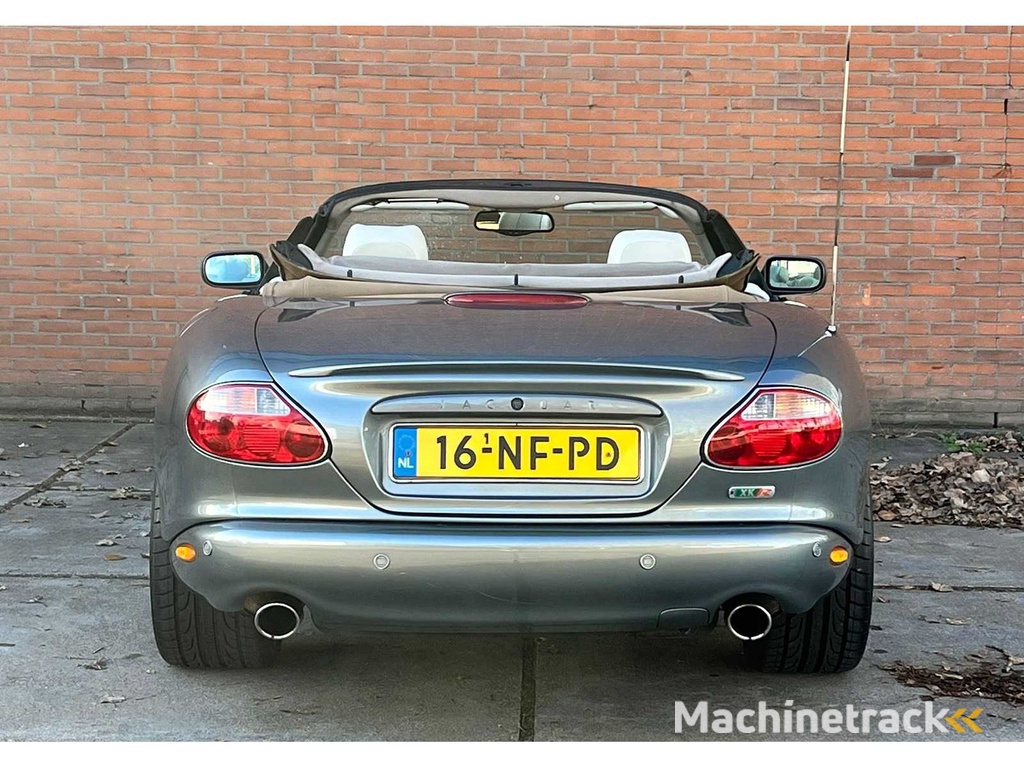 Jaguar XKR 4.2 V8 Convertible 396 PK, Automaat, 16-NF-PD