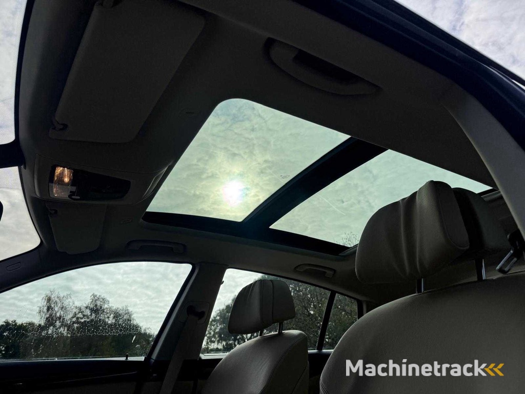 BMW 550i Gran Turismo High Executive Automaat; 93-NLJ-3