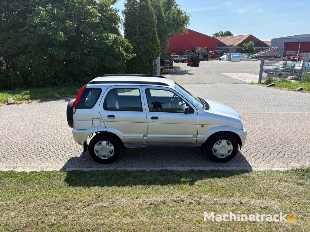 Daihatsu Terios 1.3 DX, 11-TD-DL