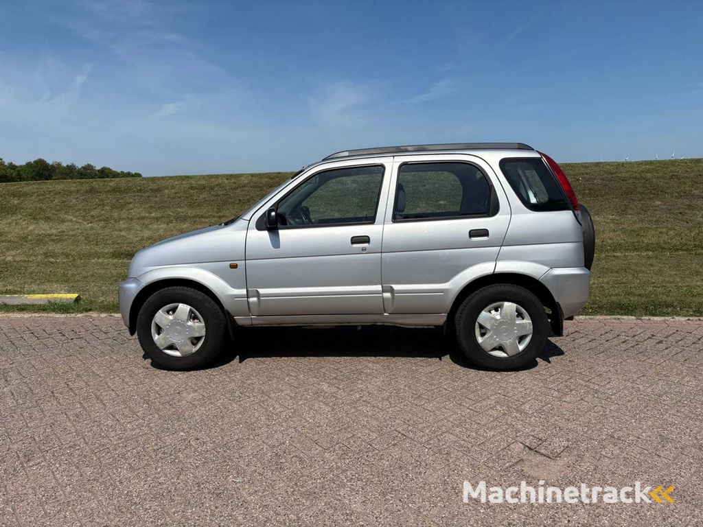 Daihatsu Terios 1.3 DX, 11-TD-DL