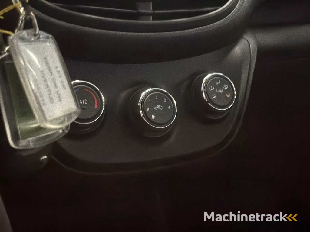 Opel KARL 1.0 ecoFLEX 120 Jaar Edition; G-525-GV