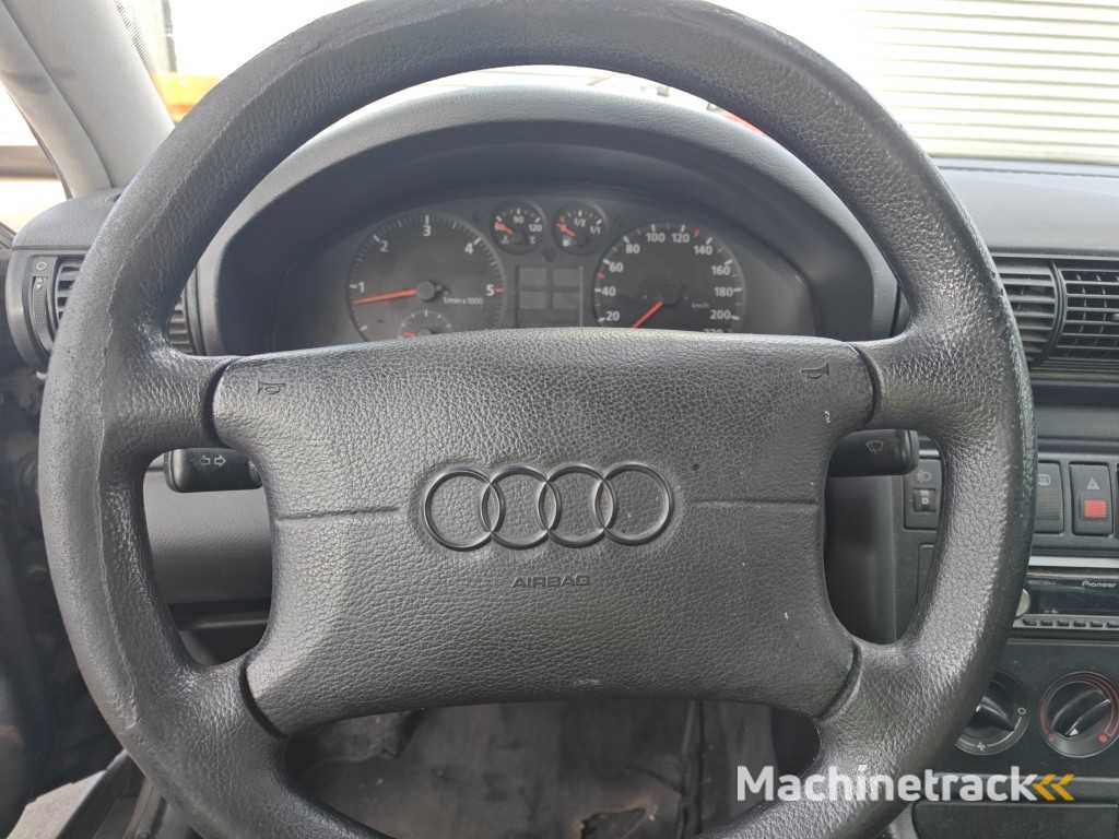 Audi A4 Limousine 1.9 TDI , PS-HJ-54