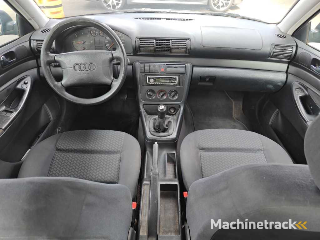 Audi A4 Limousine 1.9 TDI , PS-HJ-54