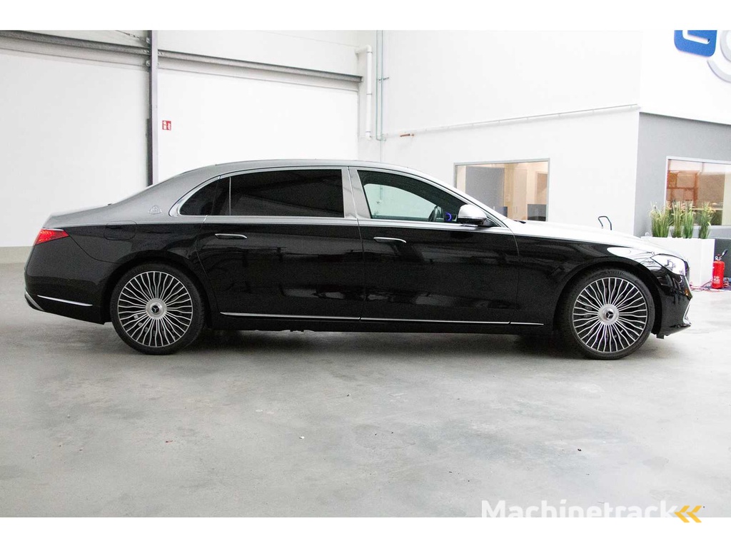 Mercedes Benz - 2024 - Maybach - S680 - Personenauto