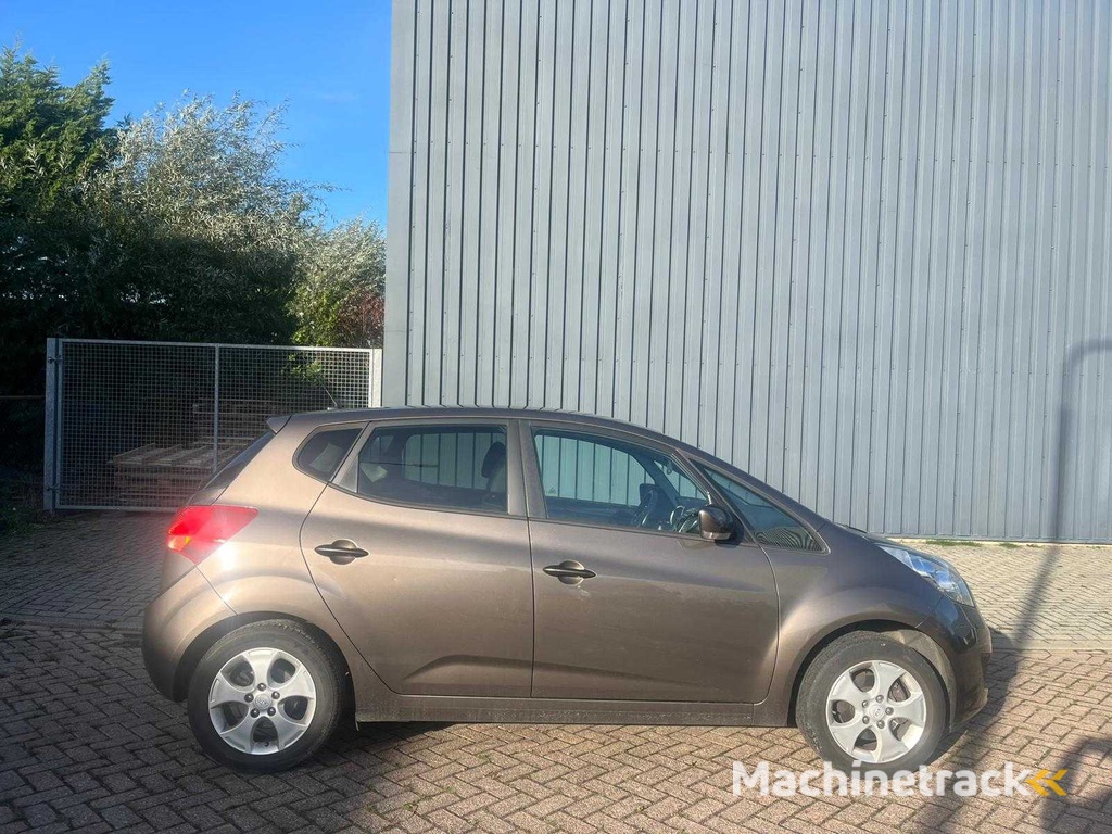 Kia Venga 1.4 CVVT Super Pack Airco Cruise Navi, 03-ZHN-9