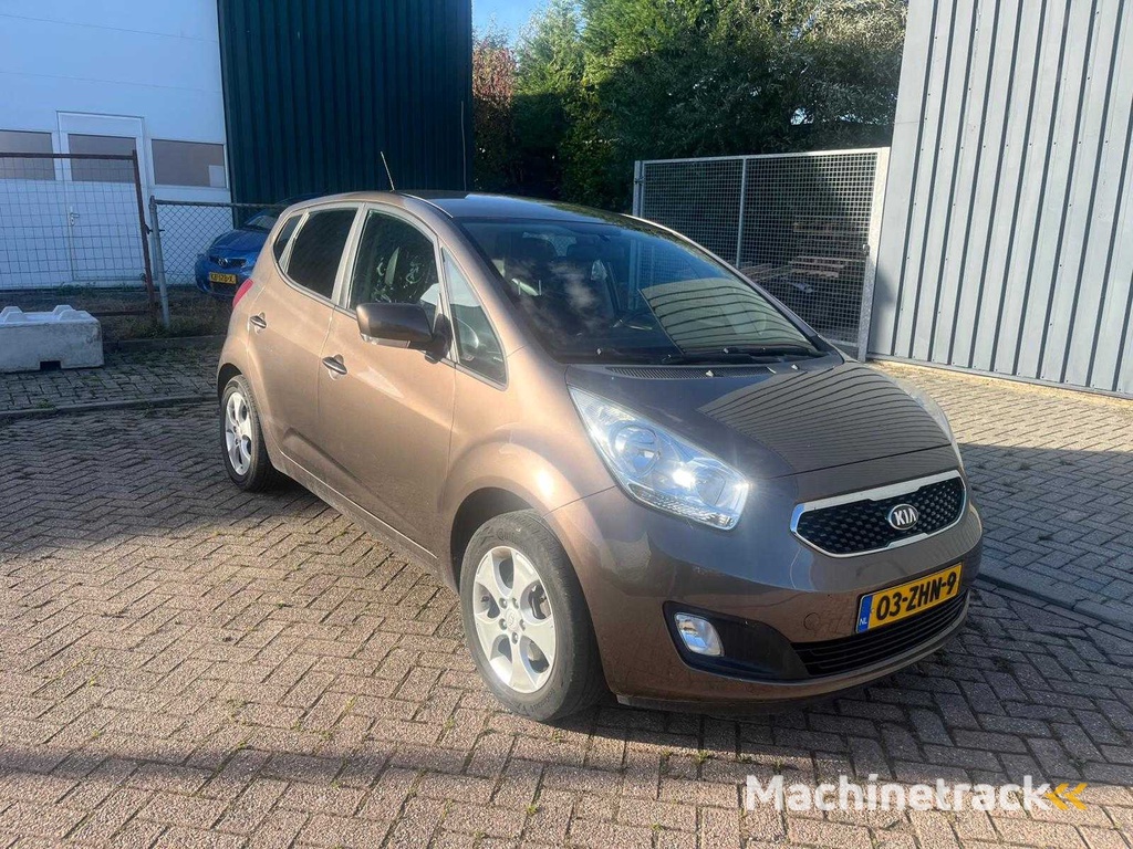 Kia Venga 1.4 CVVT Super Pack Airco Cruise Navi, 03-ZHN-9