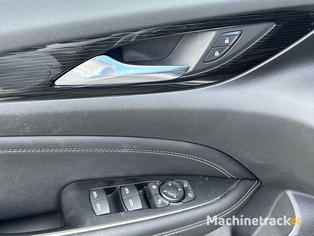 Opel Insignia Sports Tourer 1.6 CDTI ET Innovation 2018 | L-360-ND