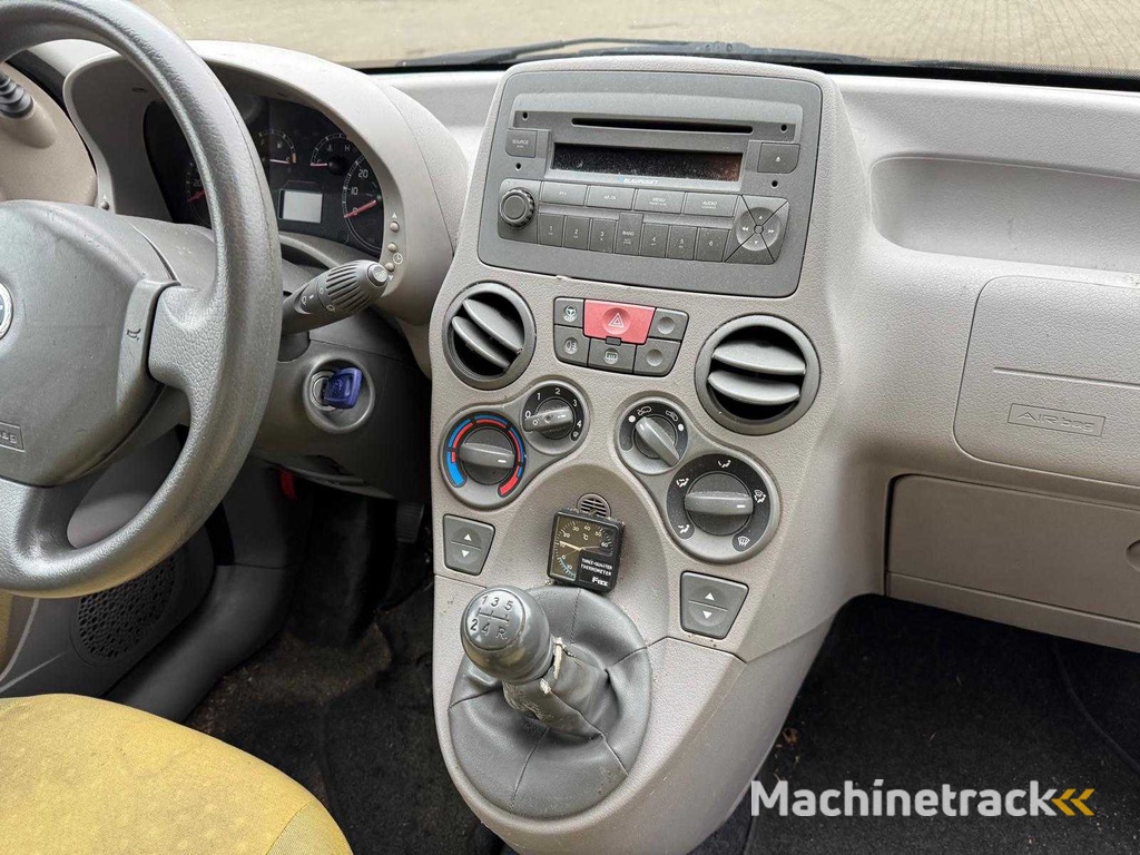 Fiat Panda 1.2 Class City, 85-PV-PK