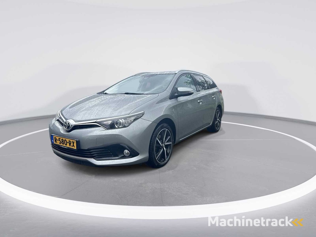 Toyota Auris Touring Sports 1.2T Dynamic | R-580-RX