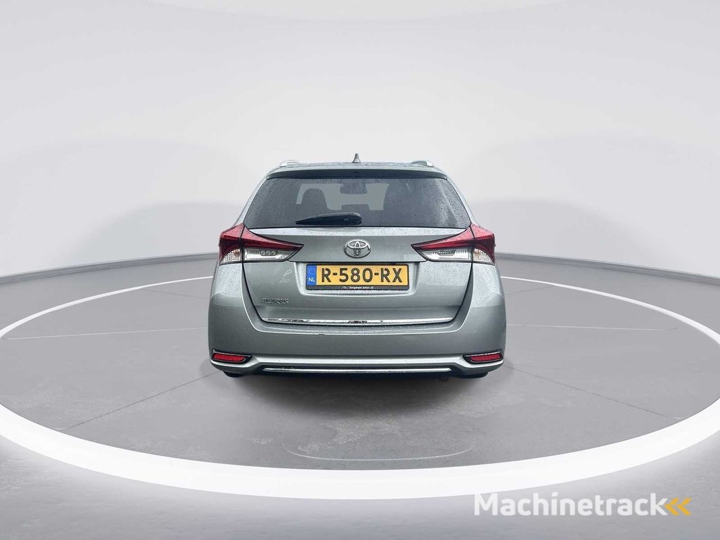 Toyota Auris Touring Sports 1.2T Dynamic | R-580-RX