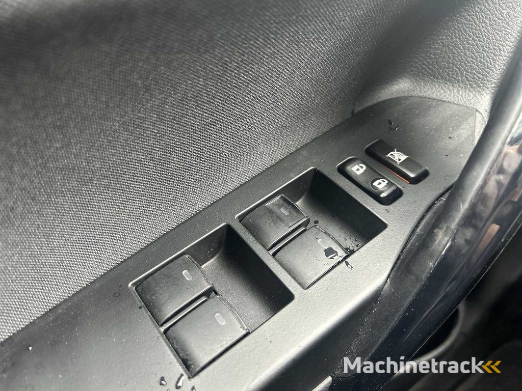 Toyota Auris Touring Sports 1.2T Dynamic | R-580-RX