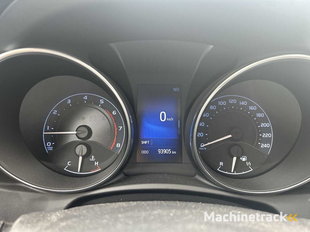 Toyota Auris Touring Sports 1.2T Dynamic | R-580-RX