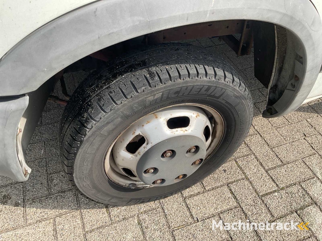 Iveco Daily 40C12 375 Paardenwagen klein rijbewijs