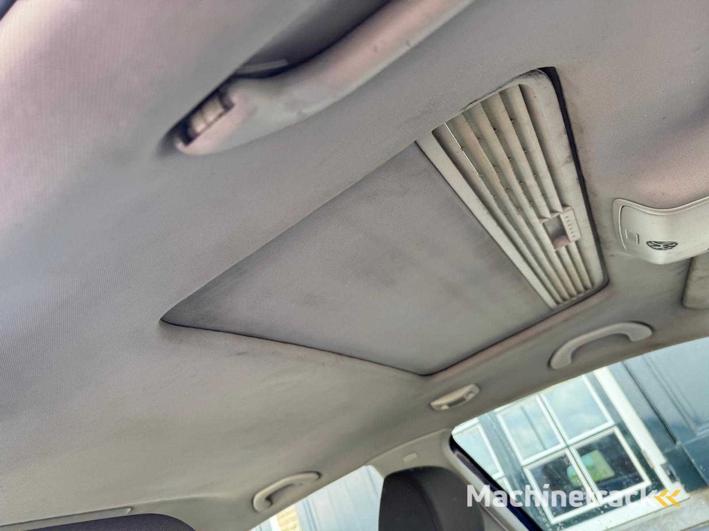 Volkswagen Golf 1.6 FSI Clima Comfortline HH-682-X