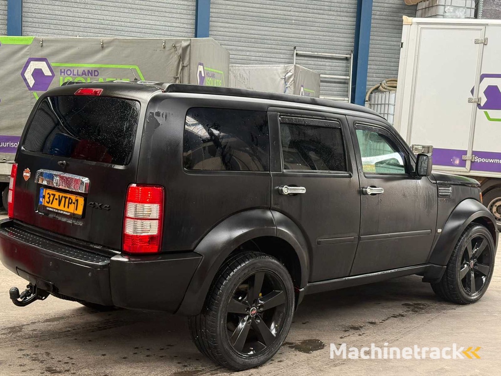 Dodge Nitro 2.8 CRD SXT Automaat, 37-VTP-1
