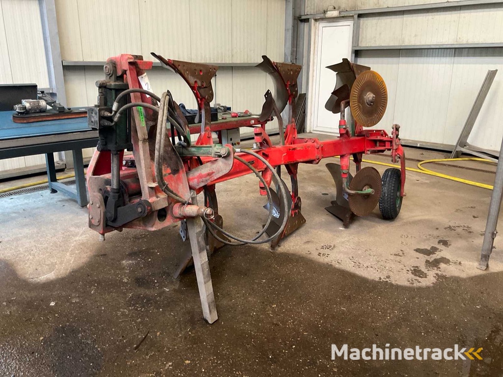 Kverneland Model. L 3/4-schaar Wentelploeg